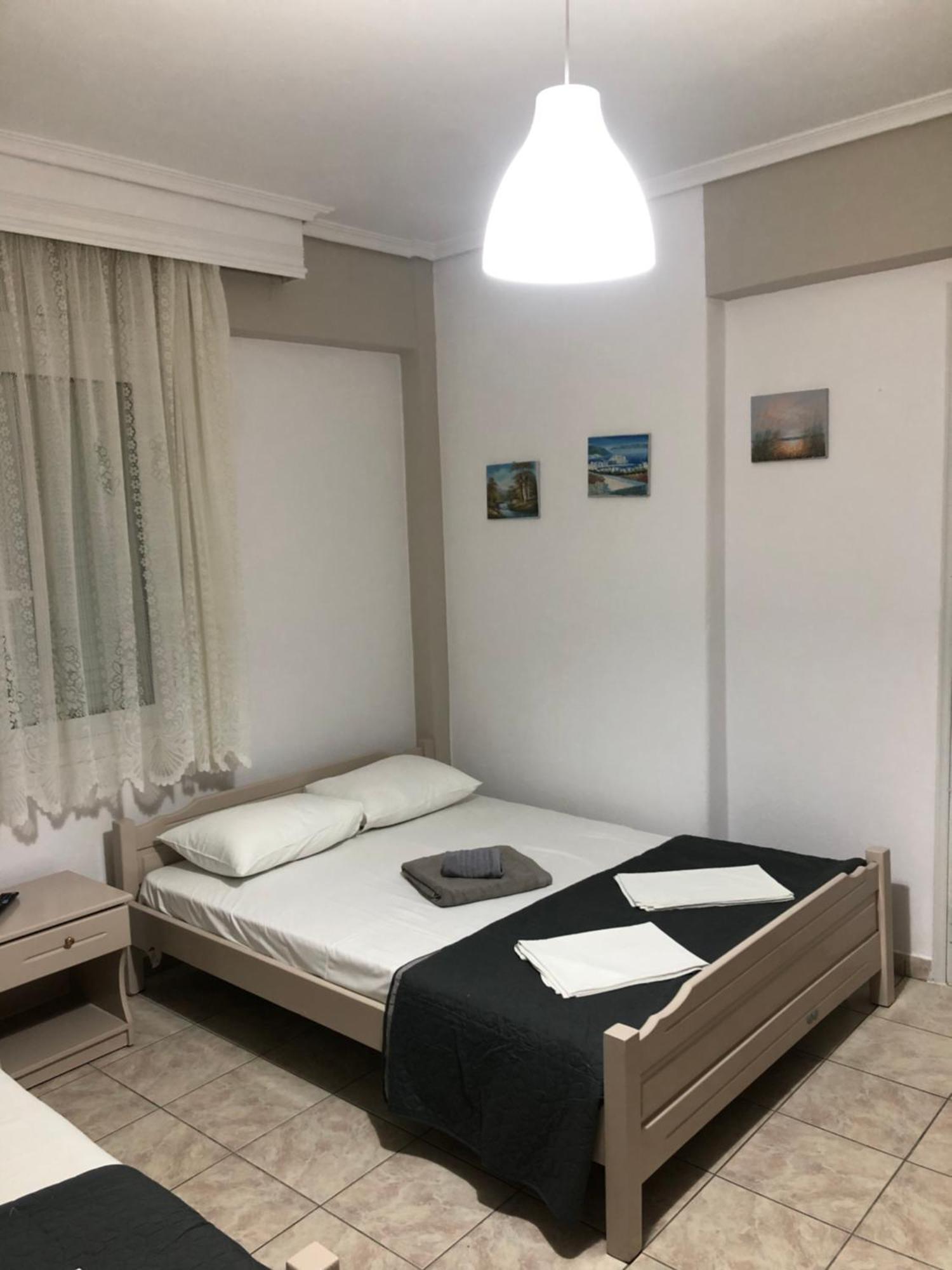 Nikis Rooms Paralía エクステリア 写真