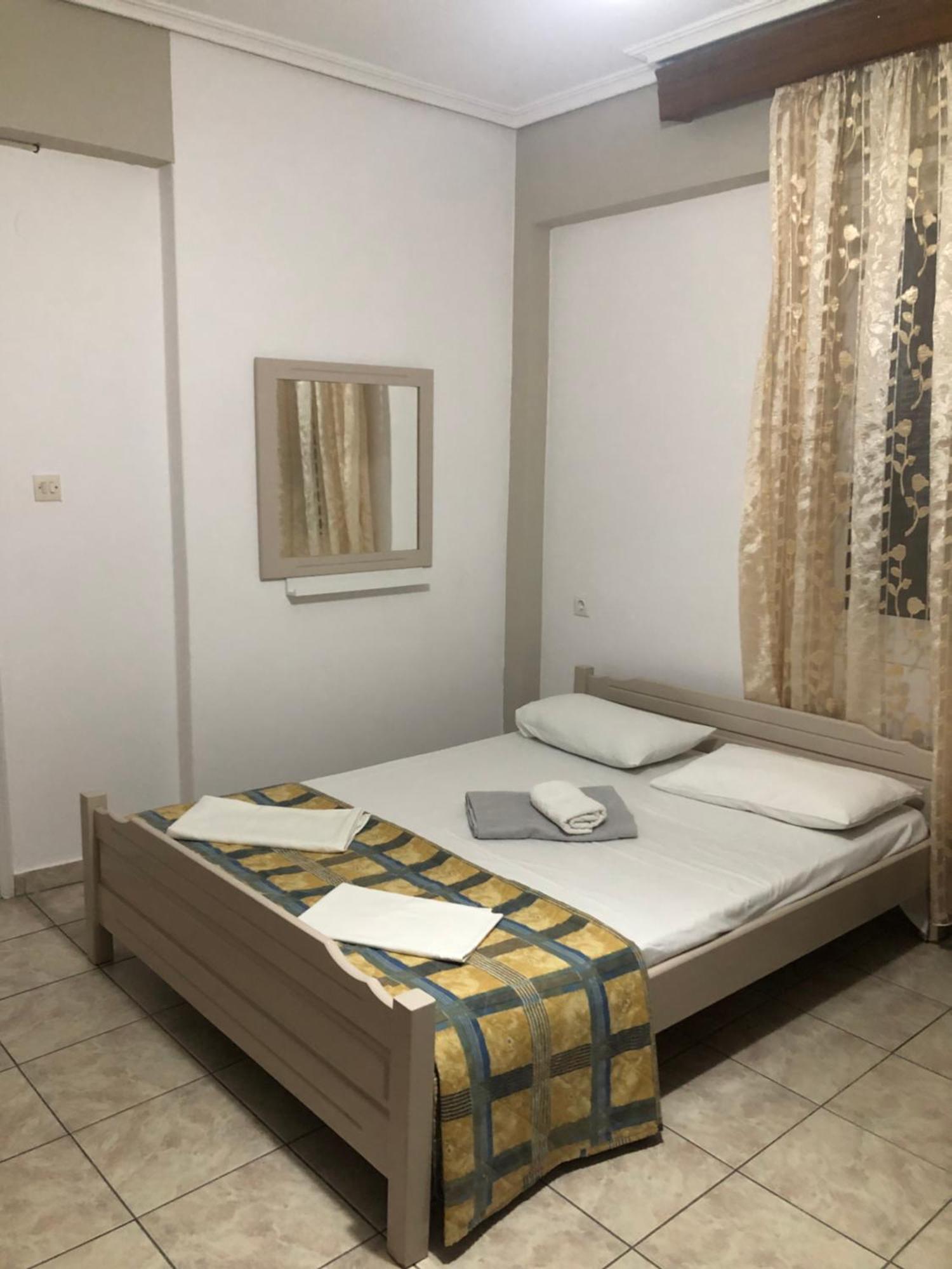 Nikis Rooms Paralía エクステリア 写真