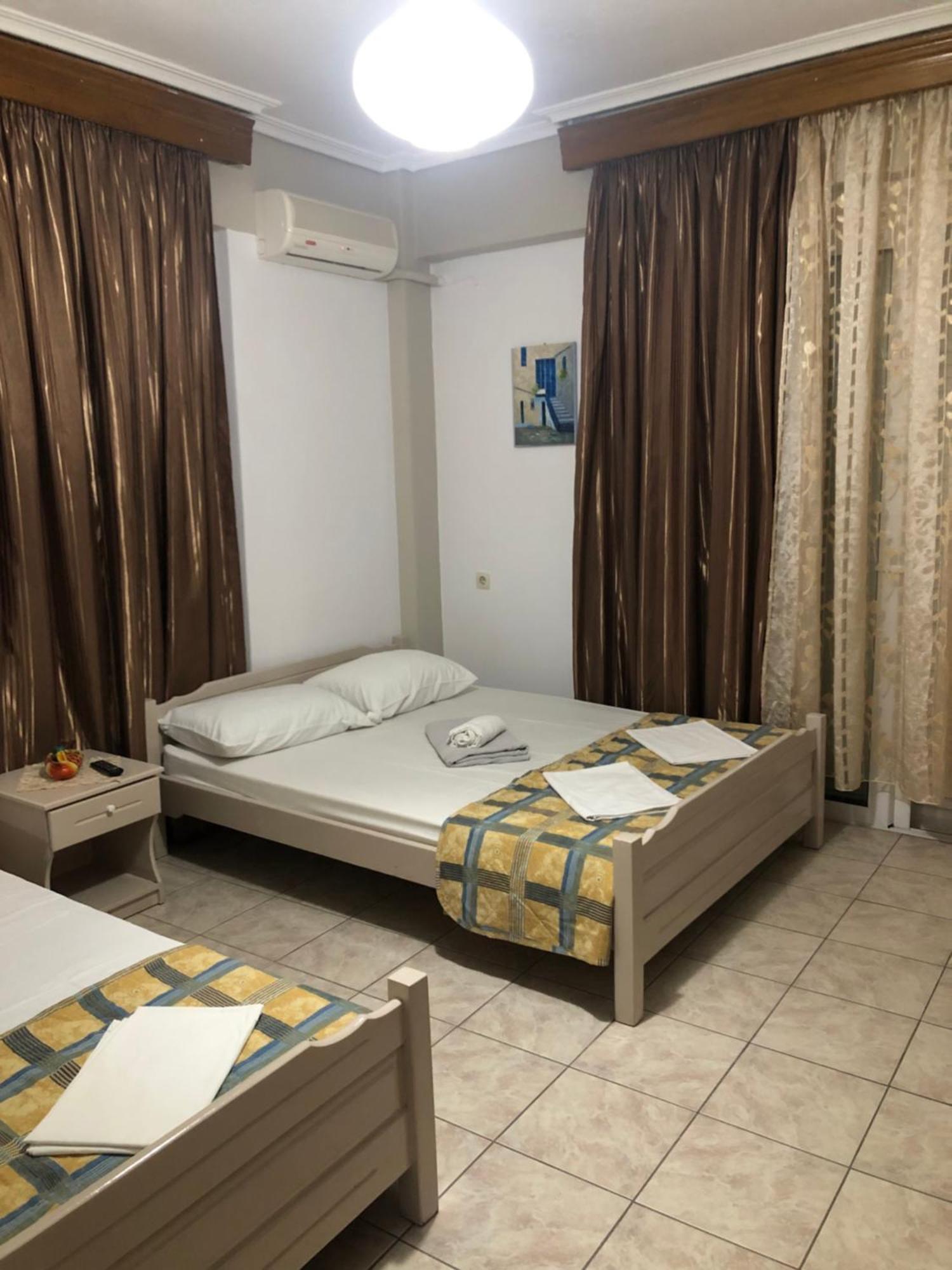 Nikis Rooms Paralía エクステリア 写真