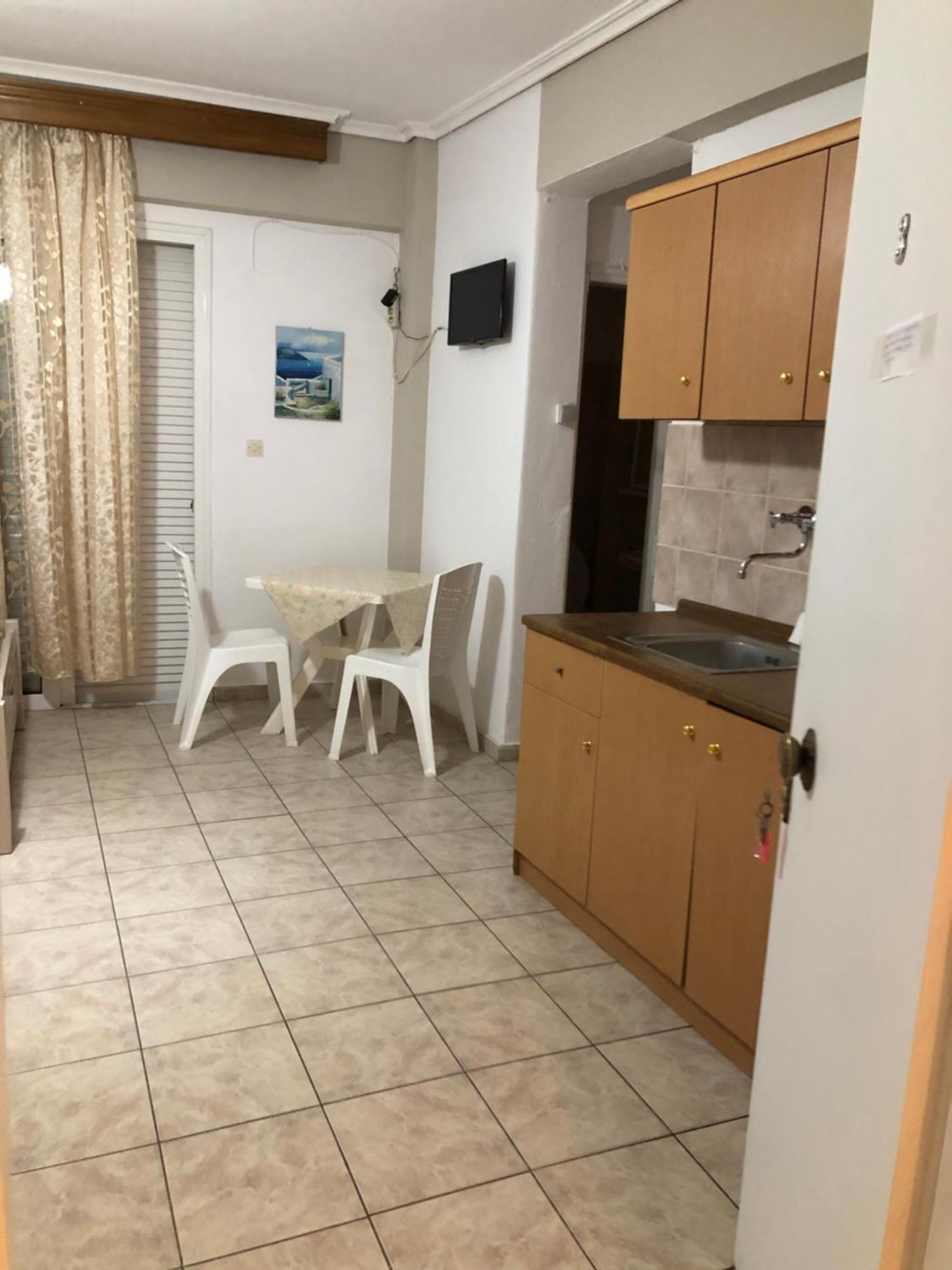 Nikis Rooms Paralía エクステリア 写真