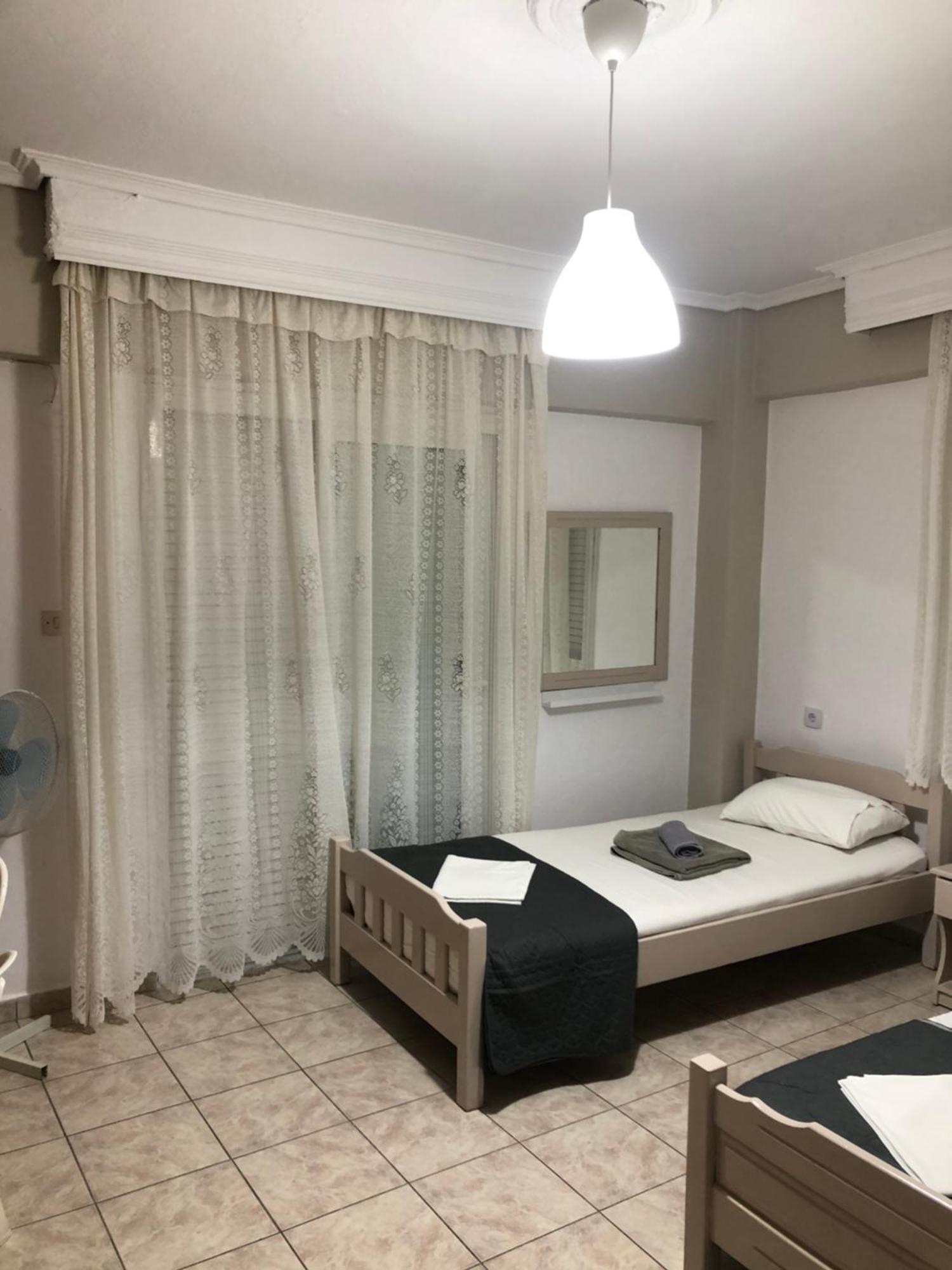 Nikis Rooms Paralía エクステリア 写真